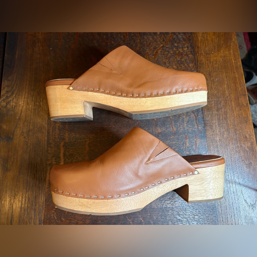 Charlotte Stone Luggage Marlo Clogs - Size 12 - Picture 5 of 14